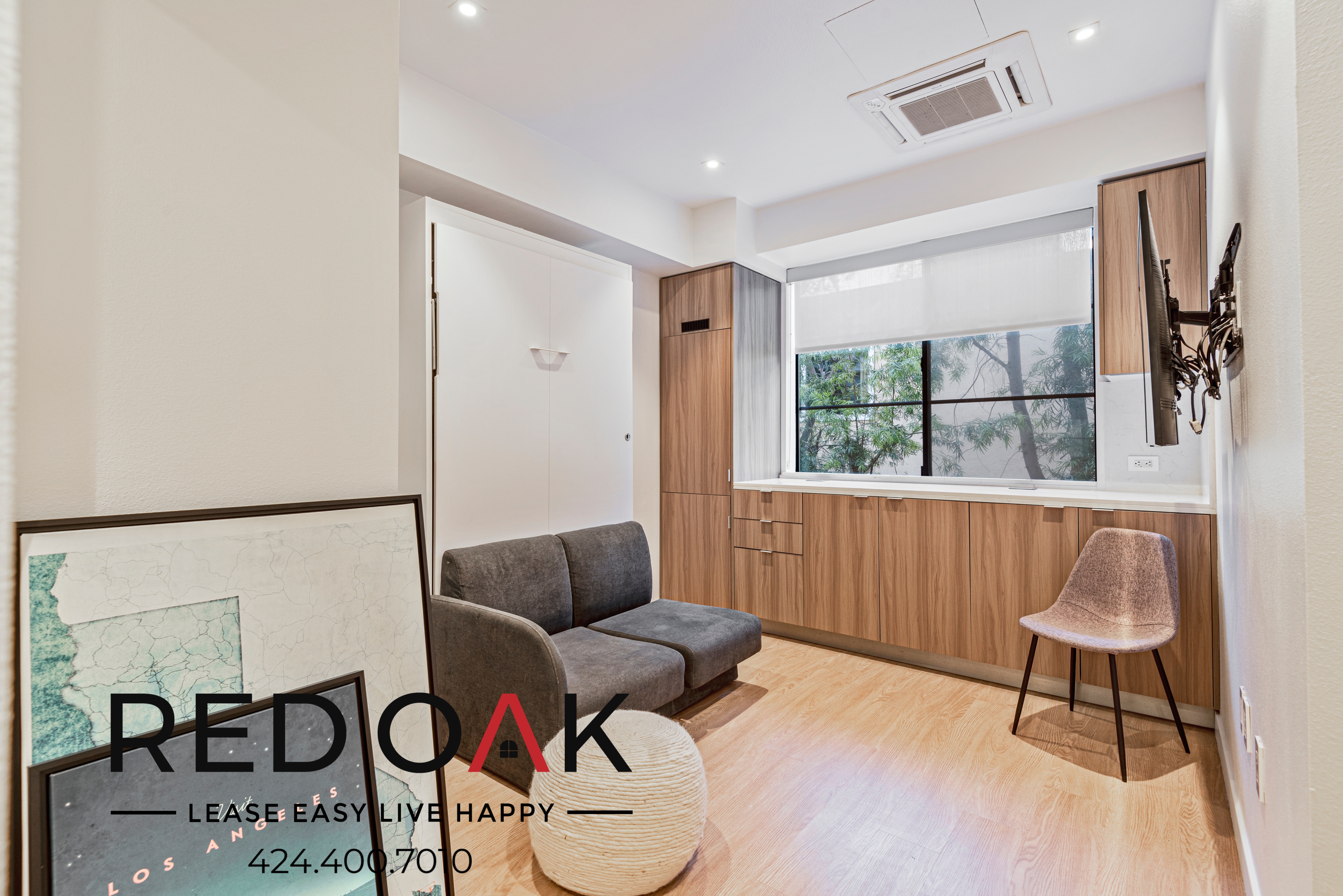 Los Angeles Apartment: 11649 Mayfield Ave