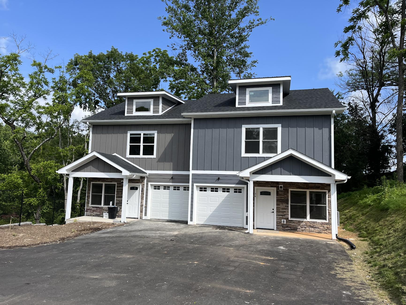 Hendersonville Townhome: 35 Dominic Lane