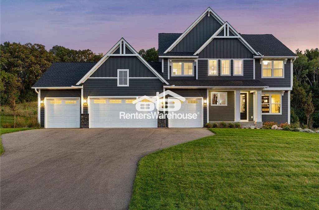 Lake Elmo House: 10441 56th Pl N