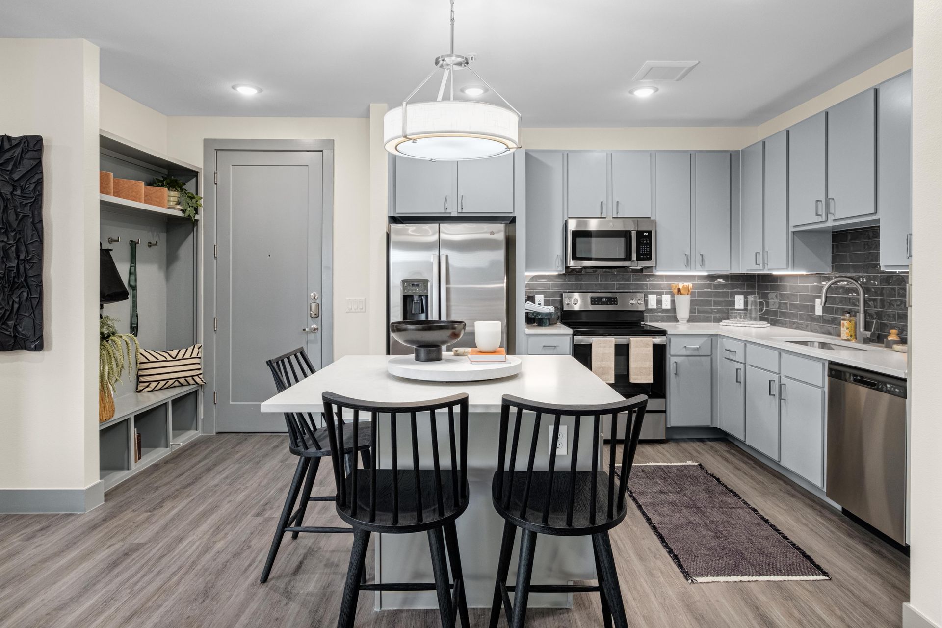 Austin Condo: 2710 W Anderson Ln