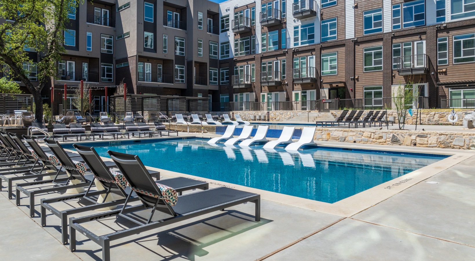 Austin Condo: 10301 Metropolitan Dr