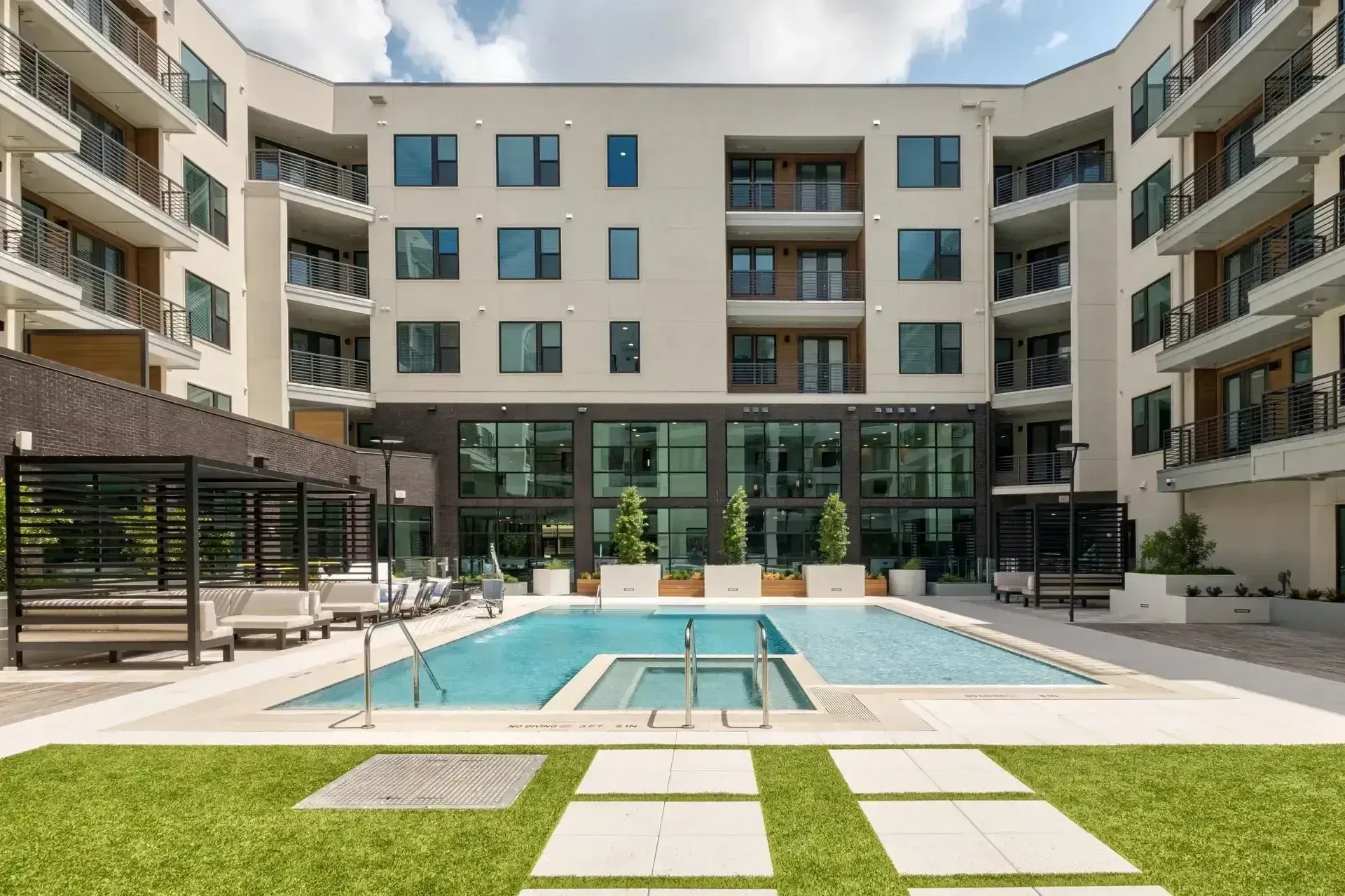 Austin Condo: 2710 W Anderson Ln