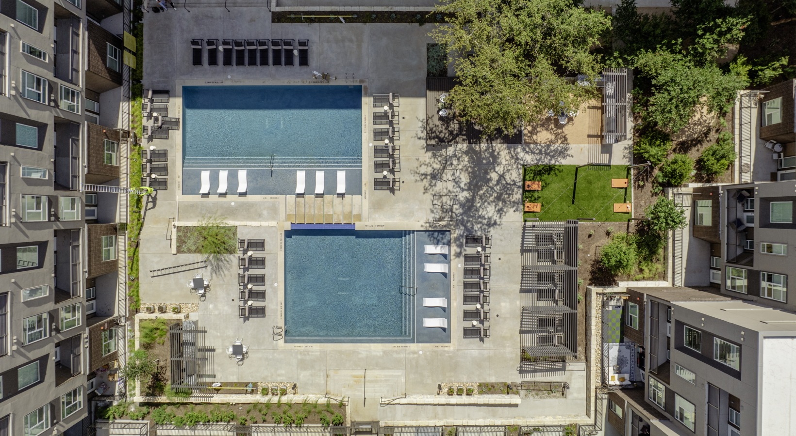 Austin Condo: 10301 Metropolitan Dr