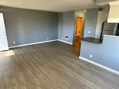 Oceanside Apartment: 2326 Greenbrier Dr