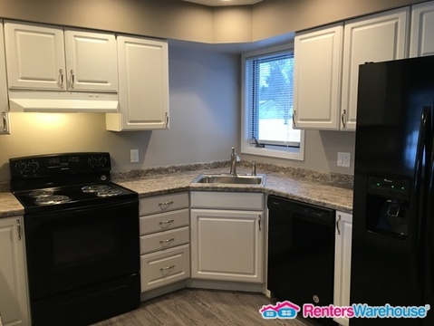 Chetek House: 712 26 1/8 St