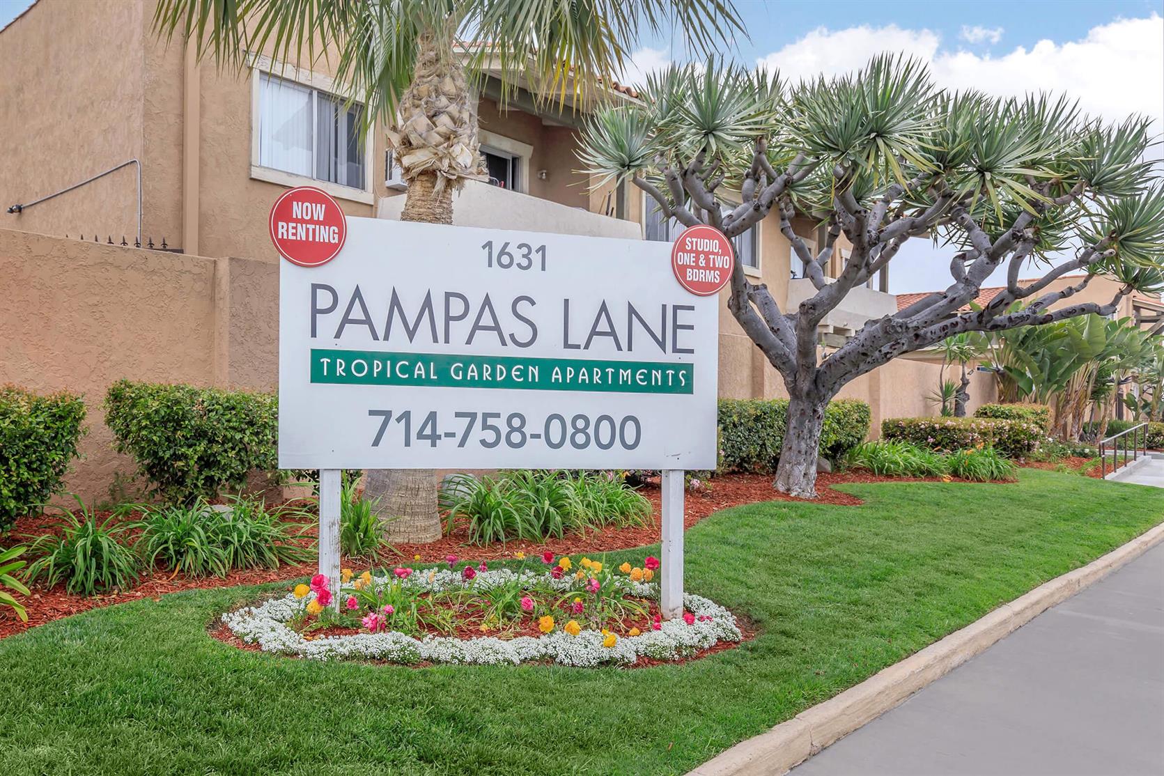 Anaheim Apartment: 1631 West Pampas Lane