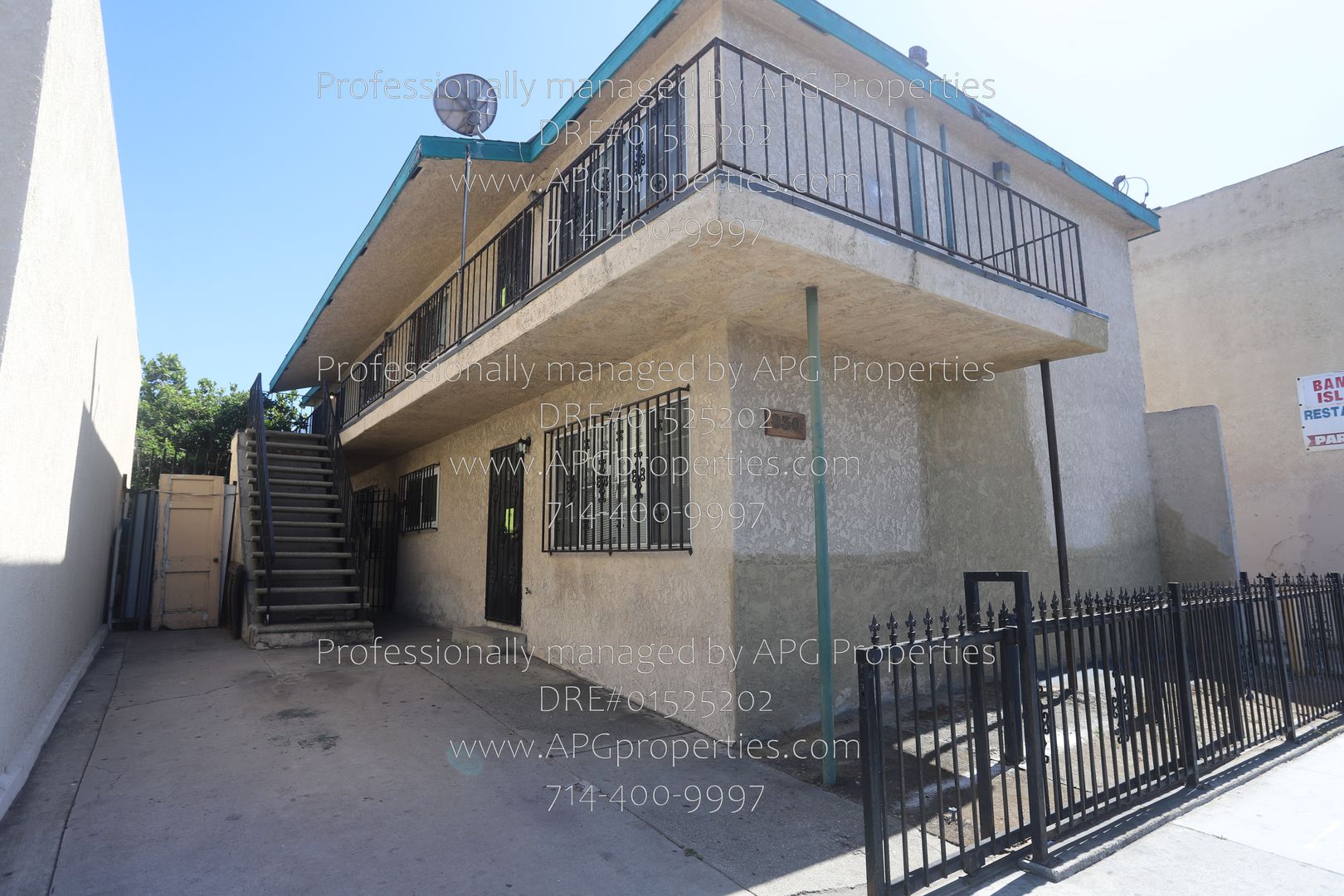 Long Beach Condo: 830 E Anaheim St