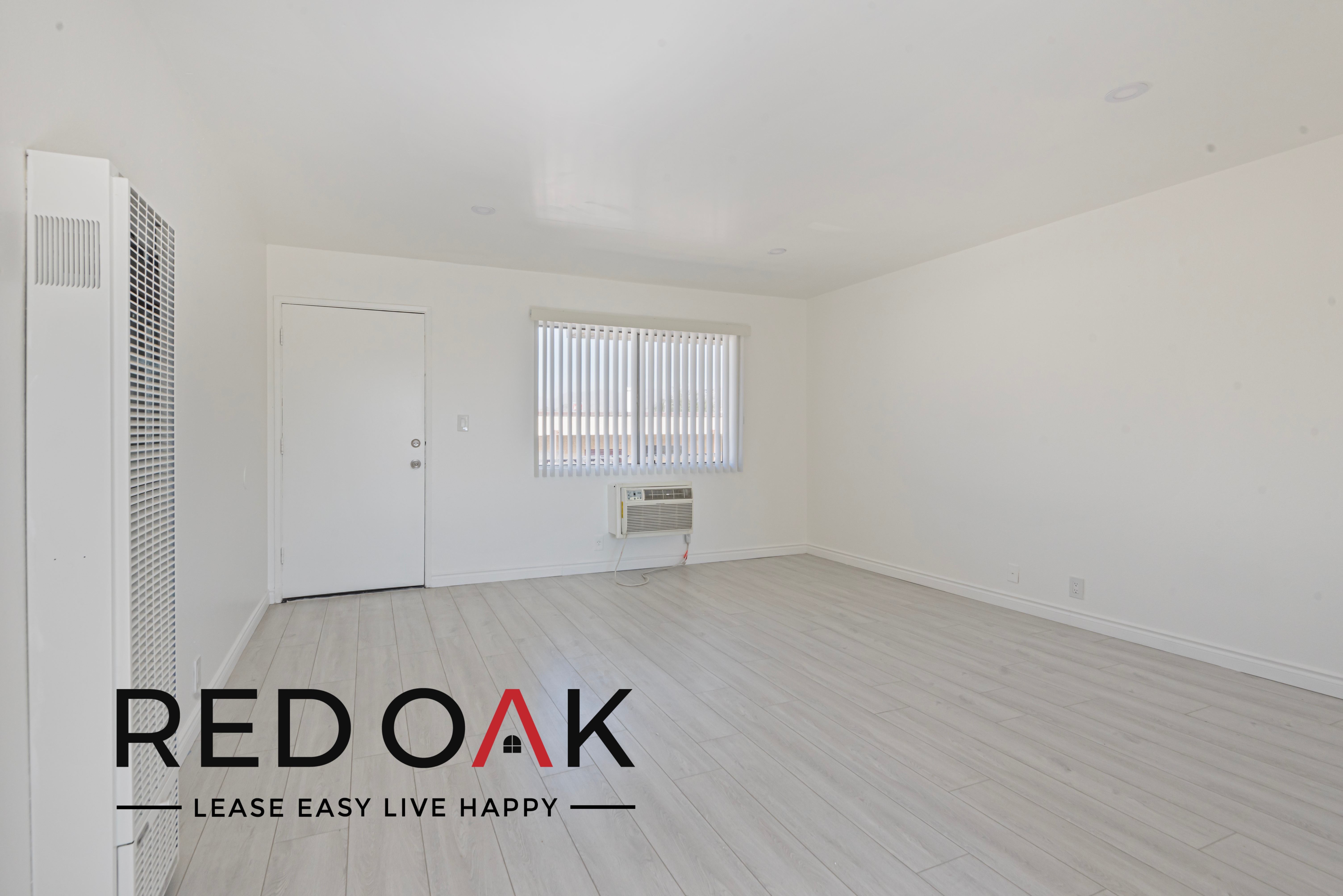 Sun Valley Condo: 7915 Vineland Ave