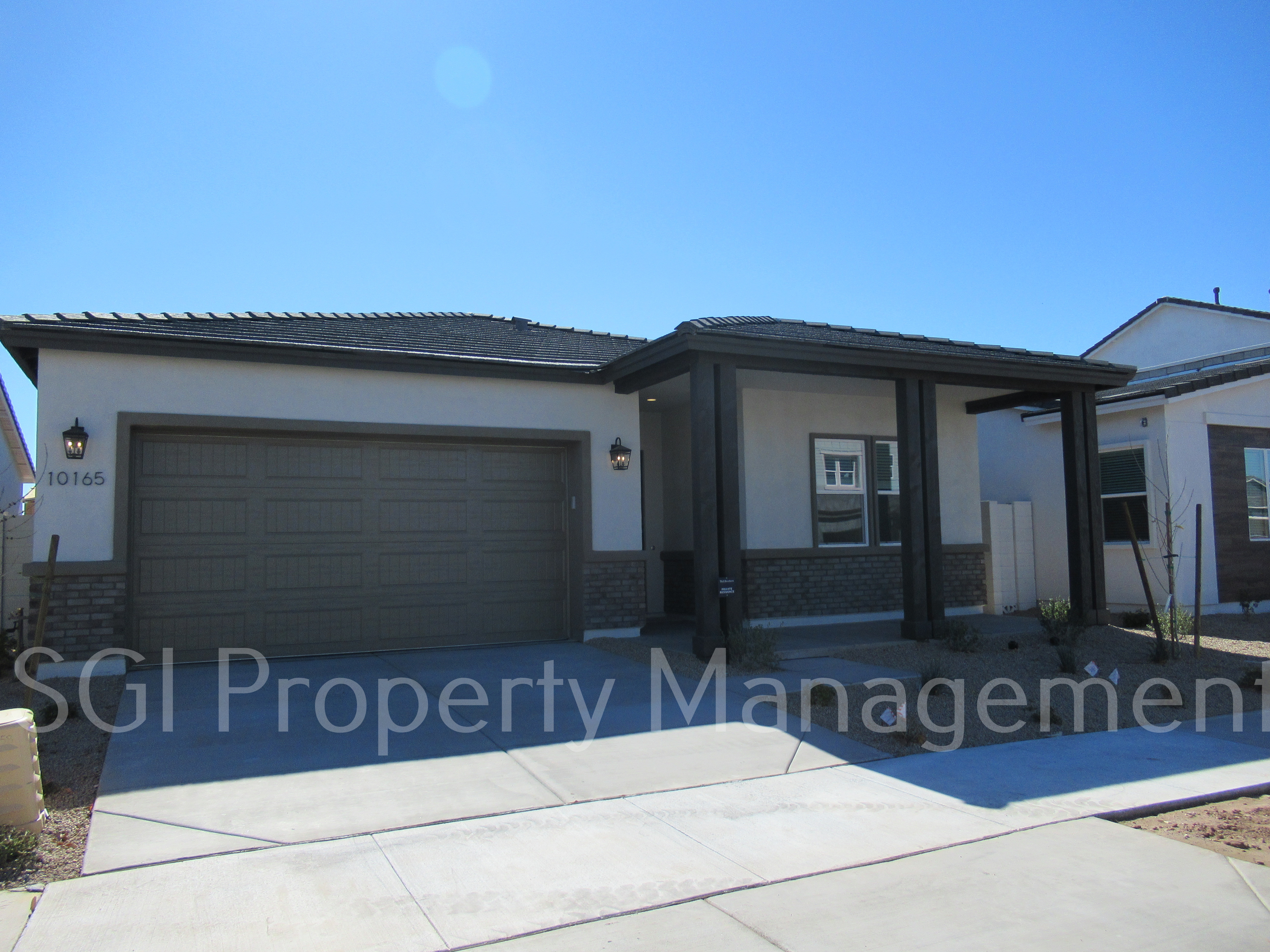 Mesa House: 10165 E Thistle Ave