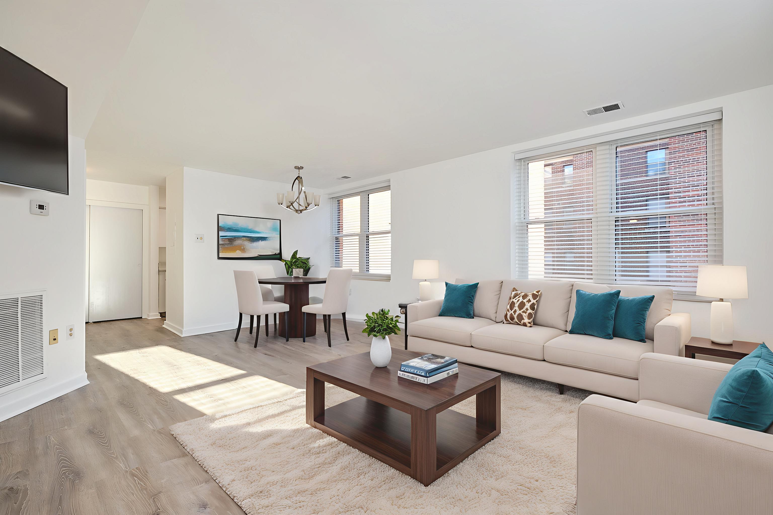 Washington Condo: 76 New York Ave NW