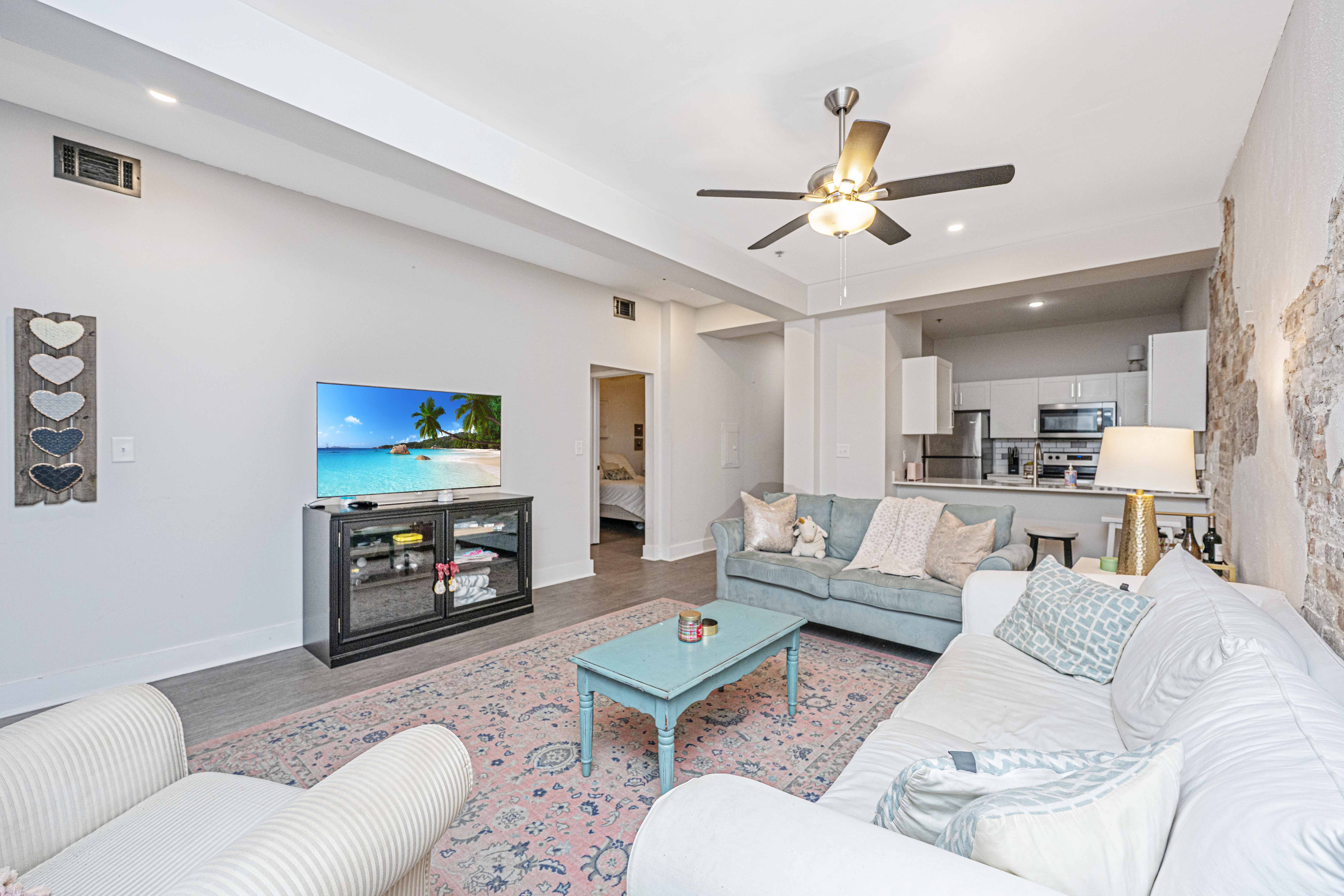 Charleston Condo: 1000 King Street