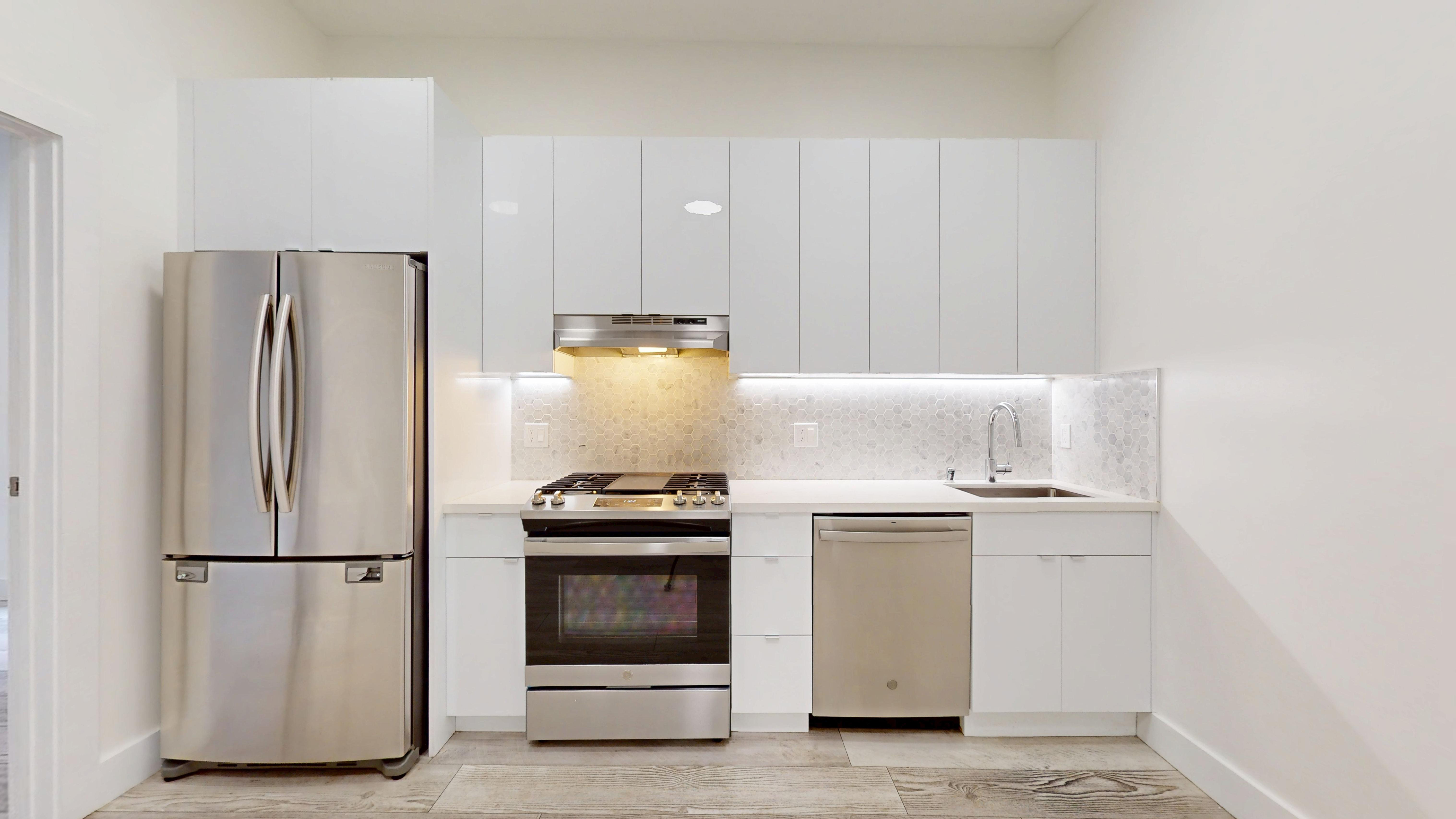 San Francisco Condo: 755 6th Ave