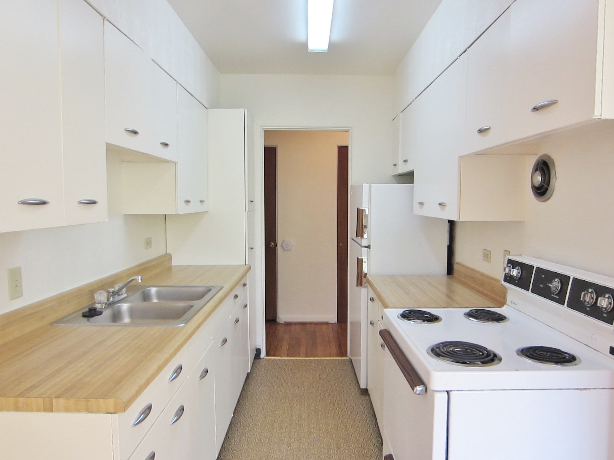 Denver Apartment: 1135 N Grant St