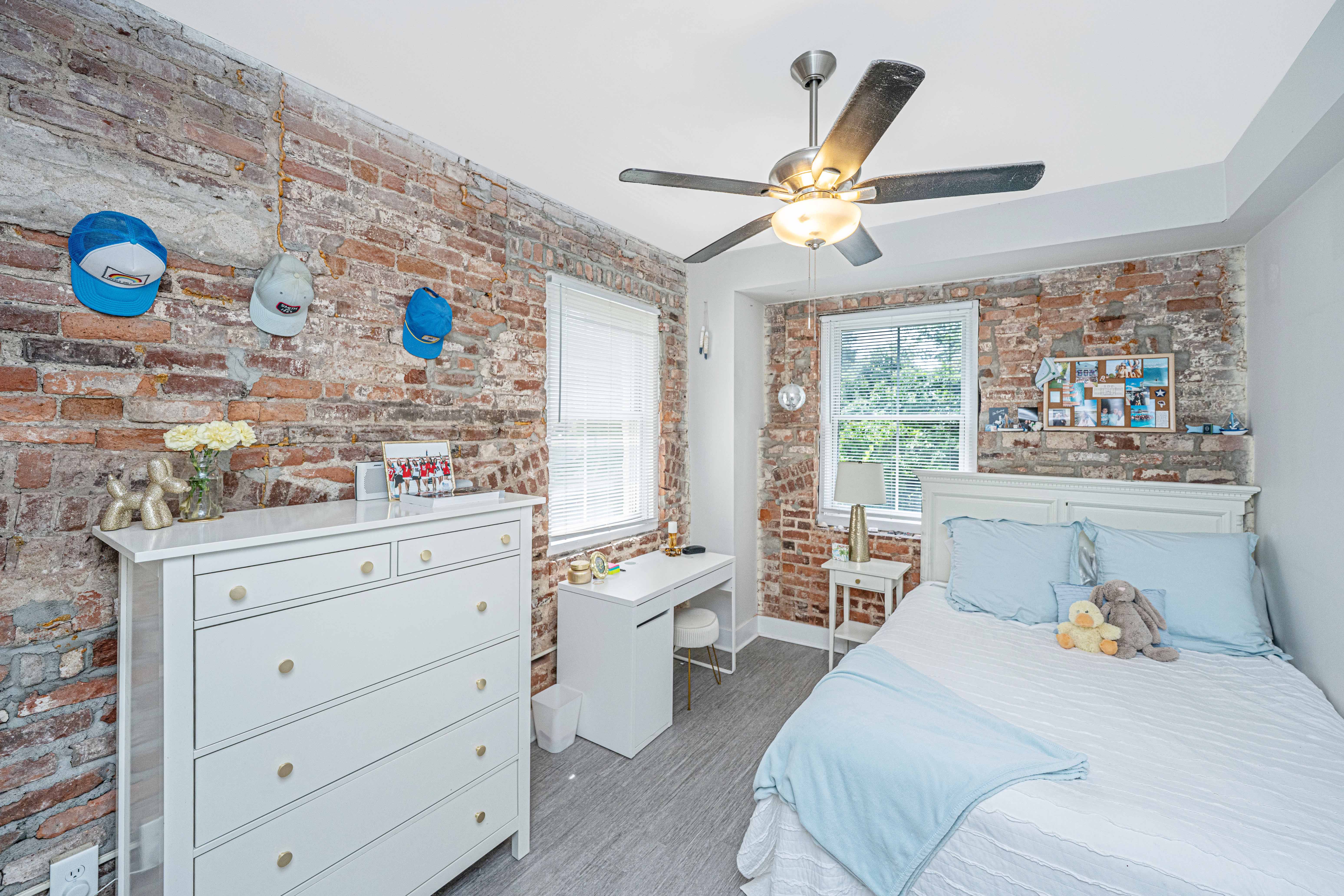 Charleston Condo: 1000 King Street