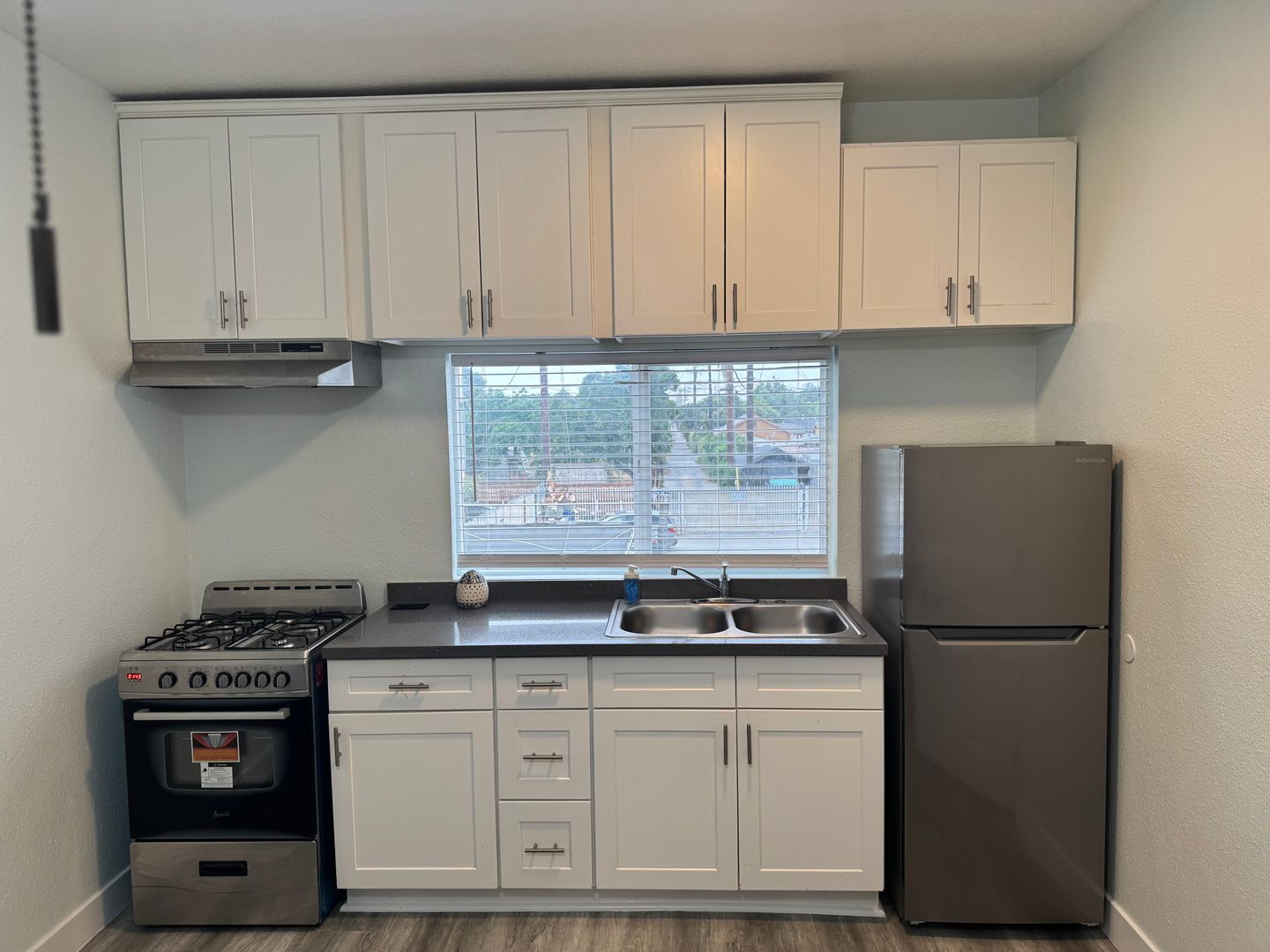 Los Angeles Apartment: 5119 S Avalon Blvd