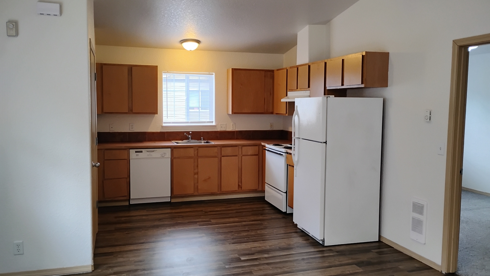 Vancouver Apartment: 5515 NE 82nd Ave