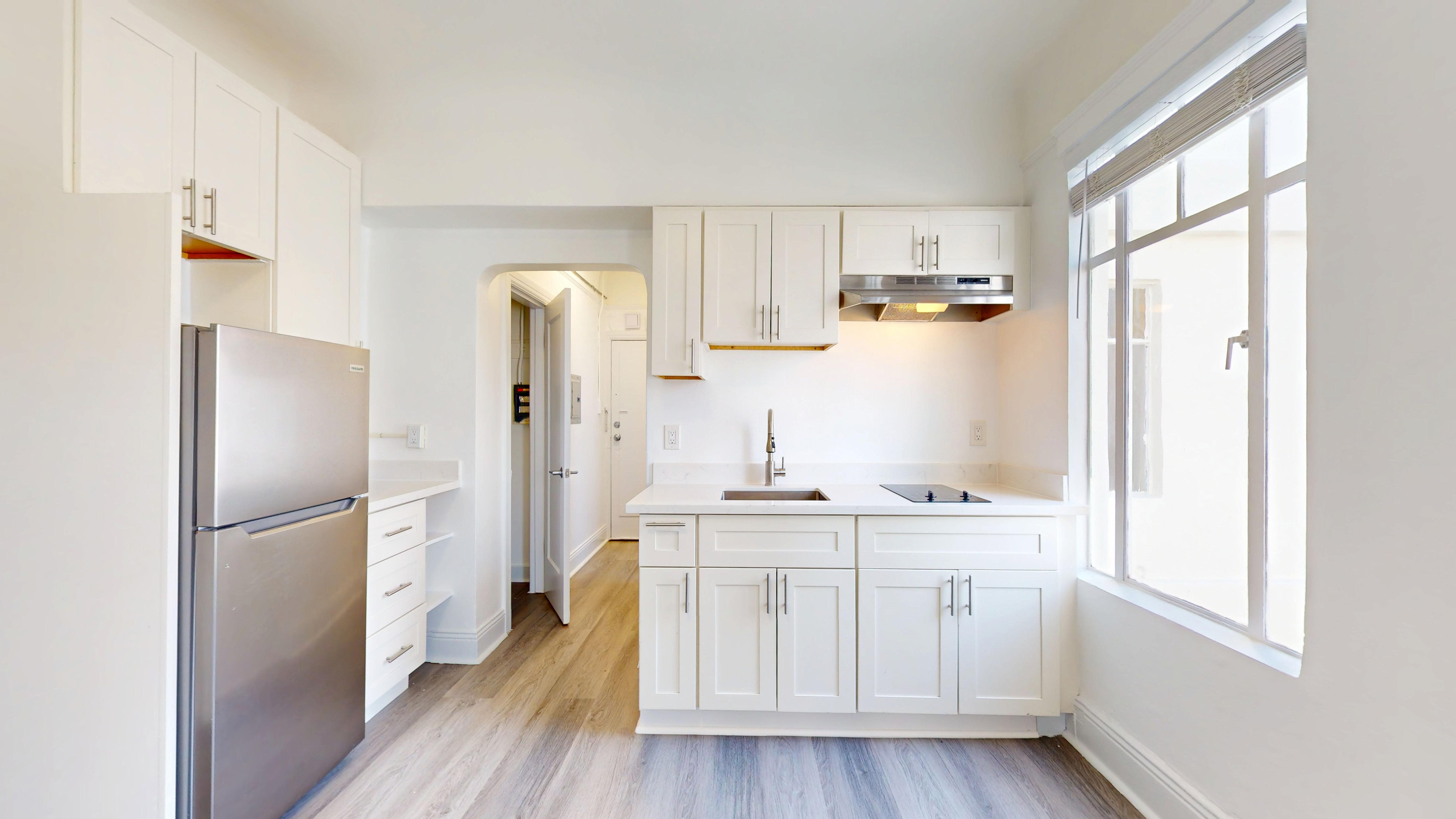 San Francisco Condo: 3272 21st St