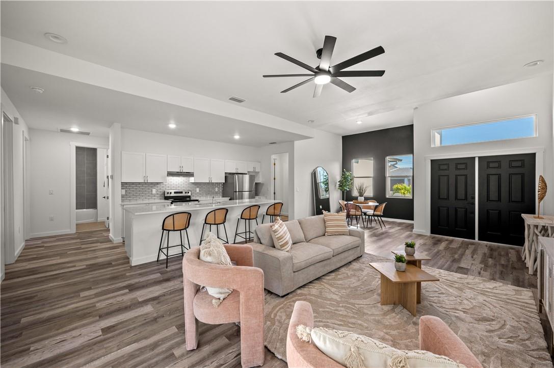 Cape Coral House: 1515 Nelson Rd