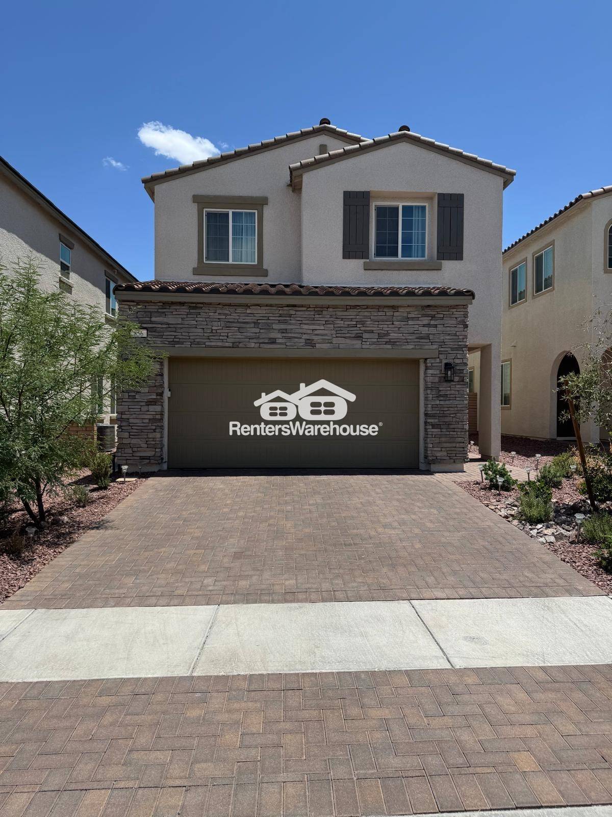 Henderson House: 856 Benning St