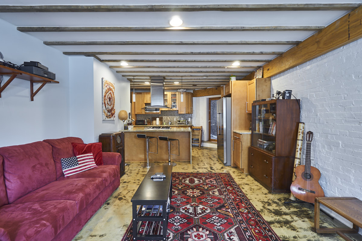 Washington House: 3603 13th St NW