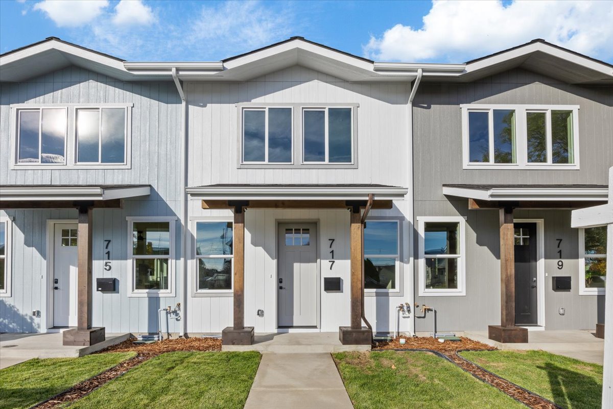 Spokane Townhome: 717 E Lacrosse Ave