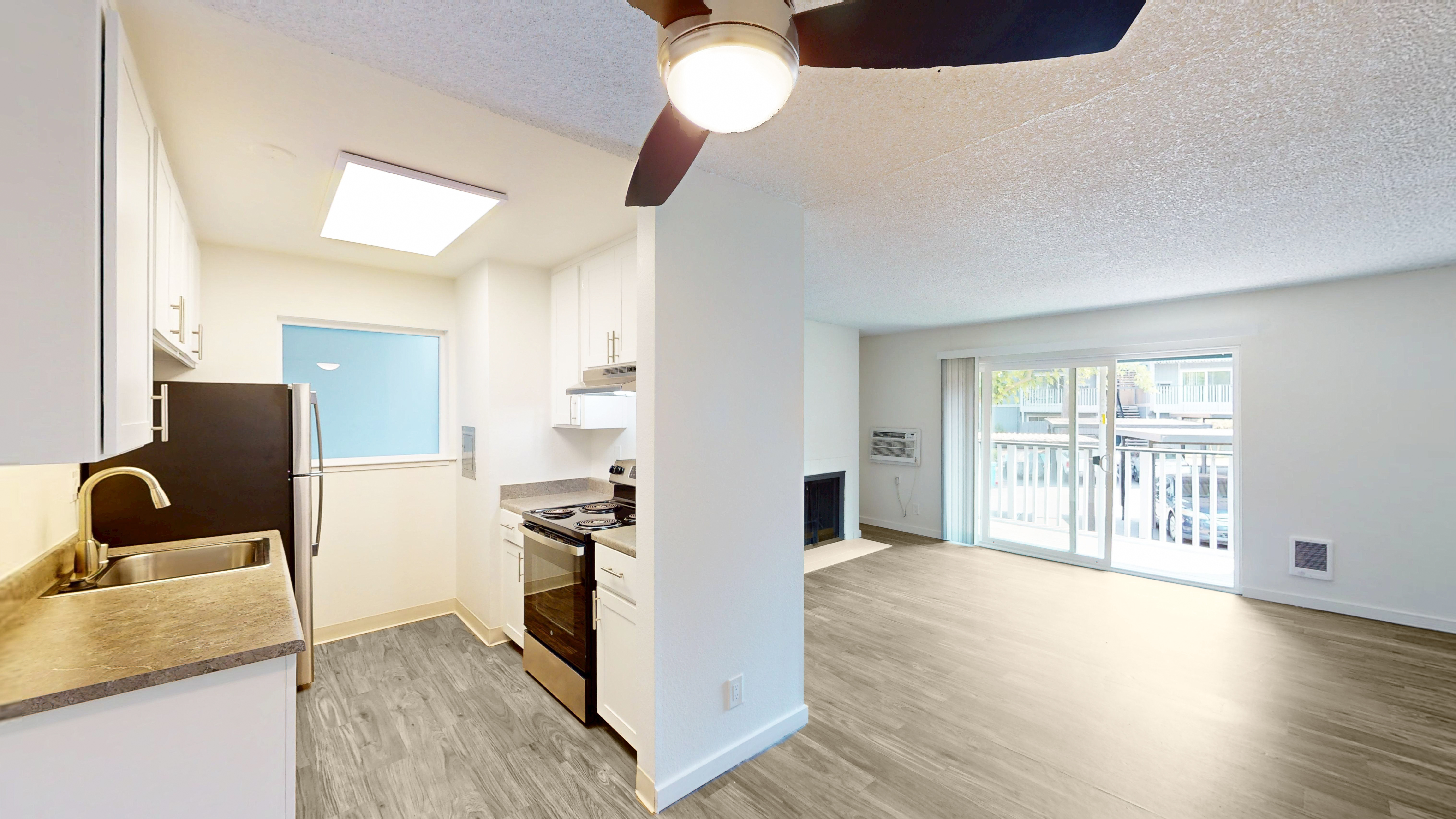 Novato Condo: 521 Alameda del Prado