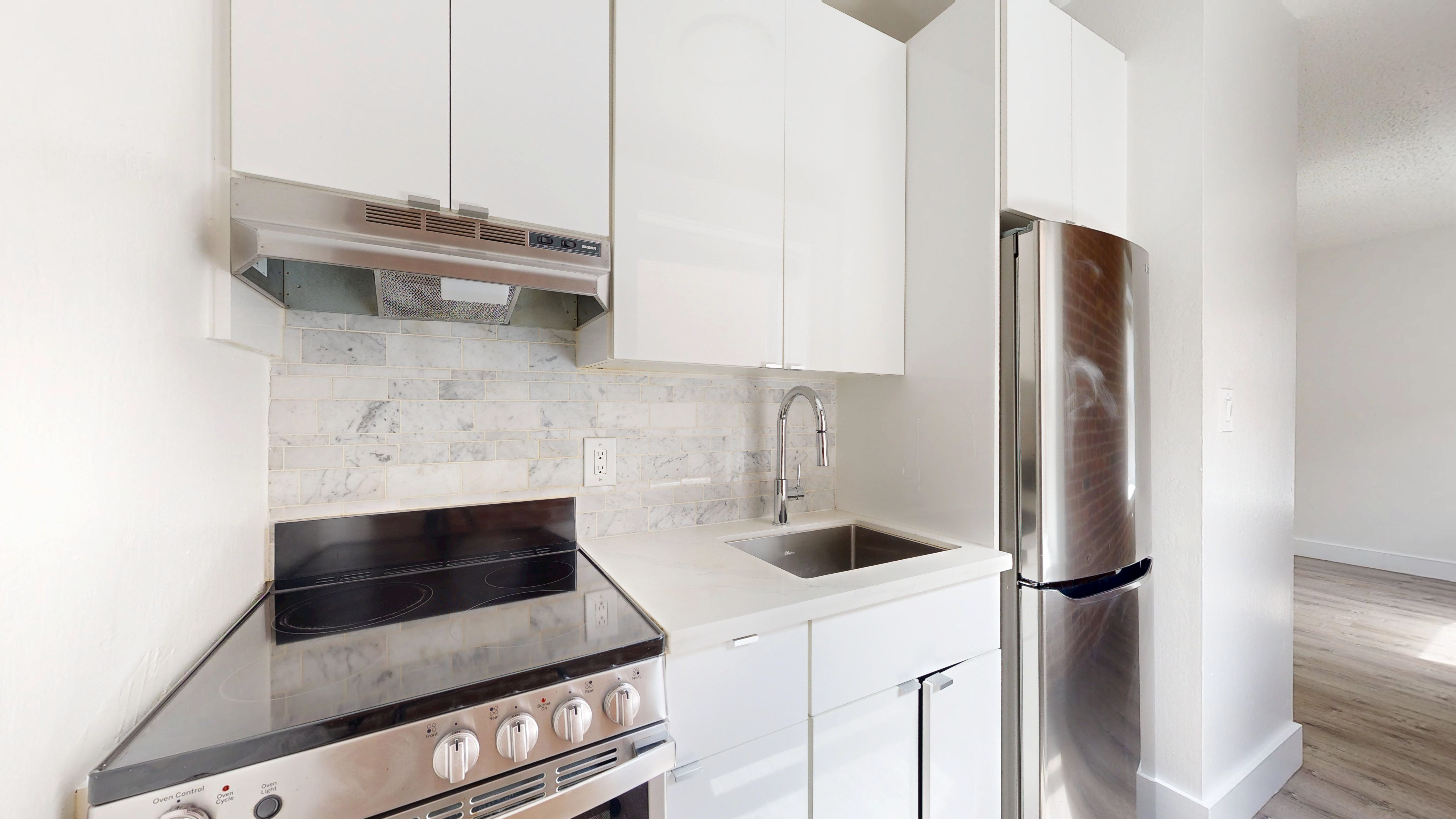 San Francisco Condo: 145 Fell St