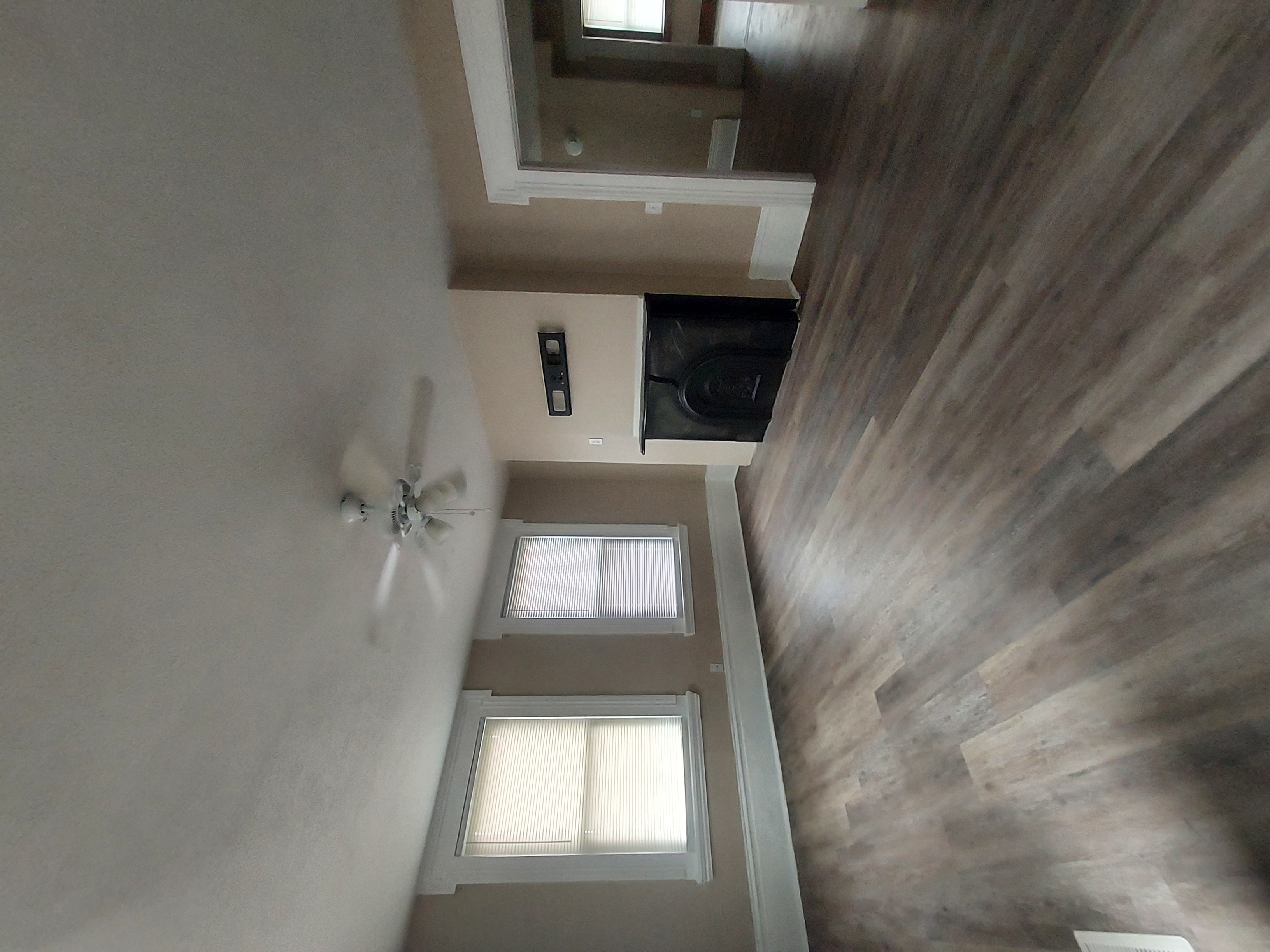 Mount Vernon Condo: 401 N Mulberry St