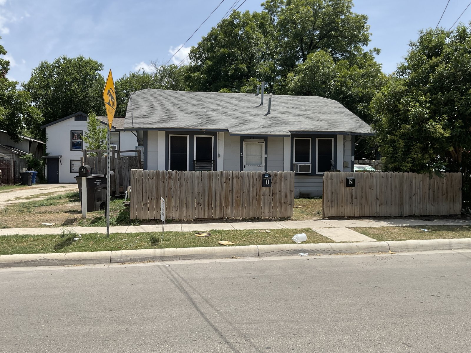 San Antonio Condo: 214 E Huff Ave