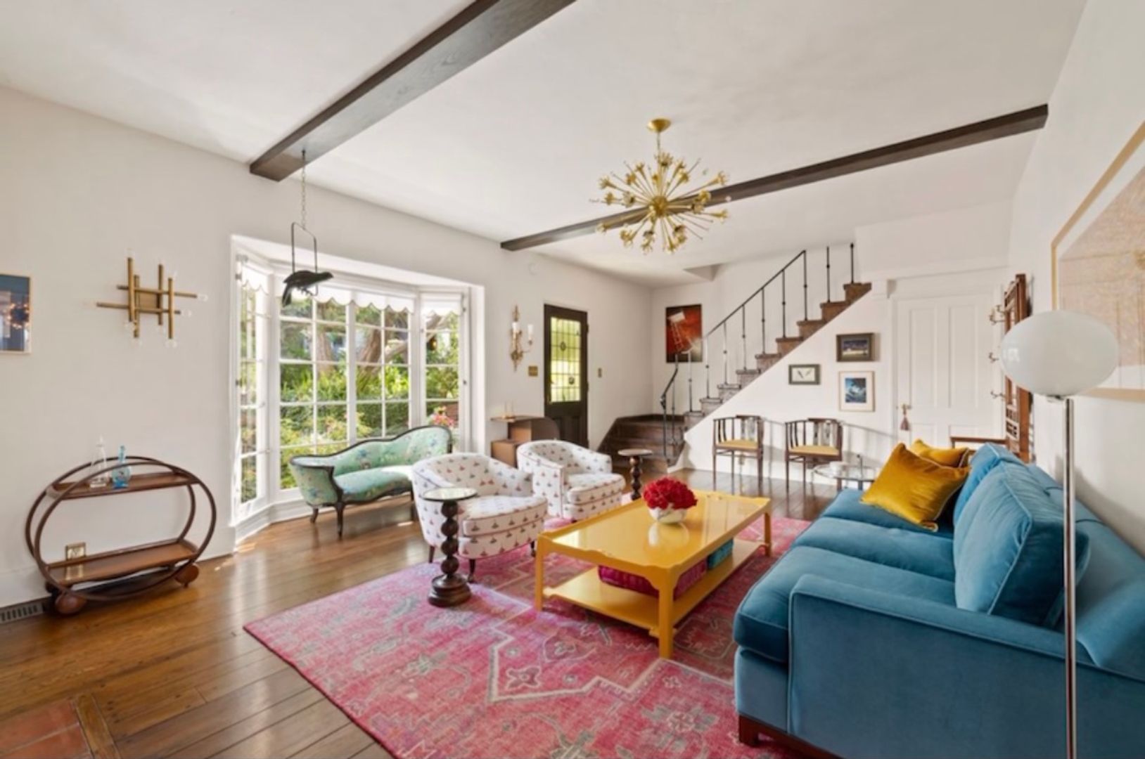 Los Angeles House: 10966 Strathmore Dr