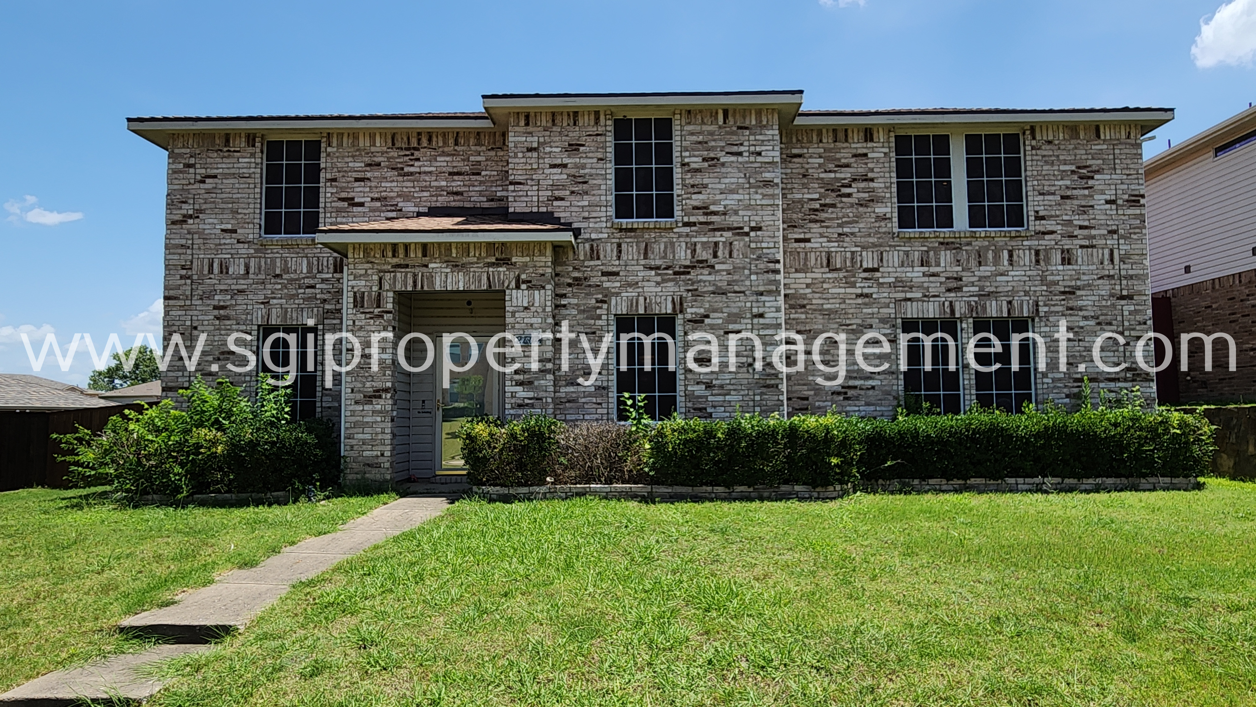 Mesquite House: 2604 Bandera Pl