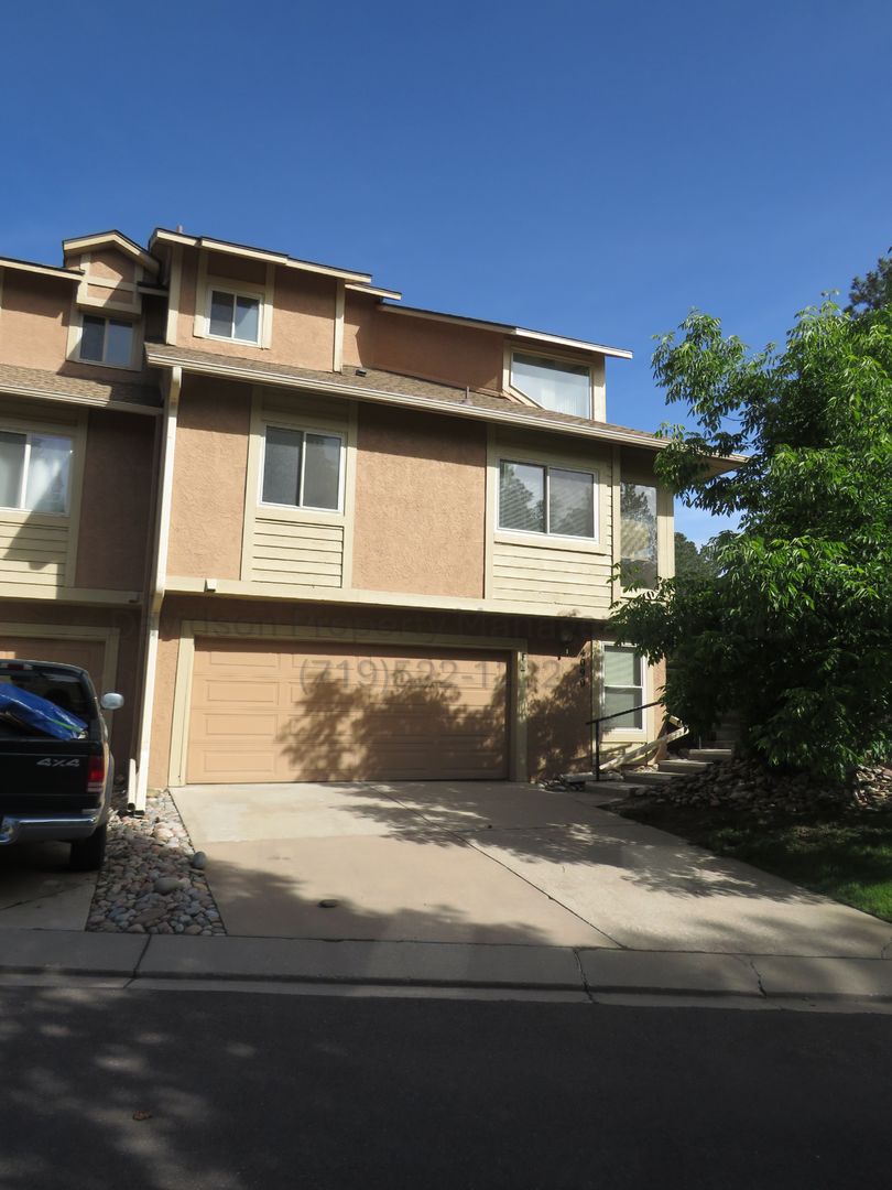 Colorado Springs House: 4090 Autumn Heights Drive