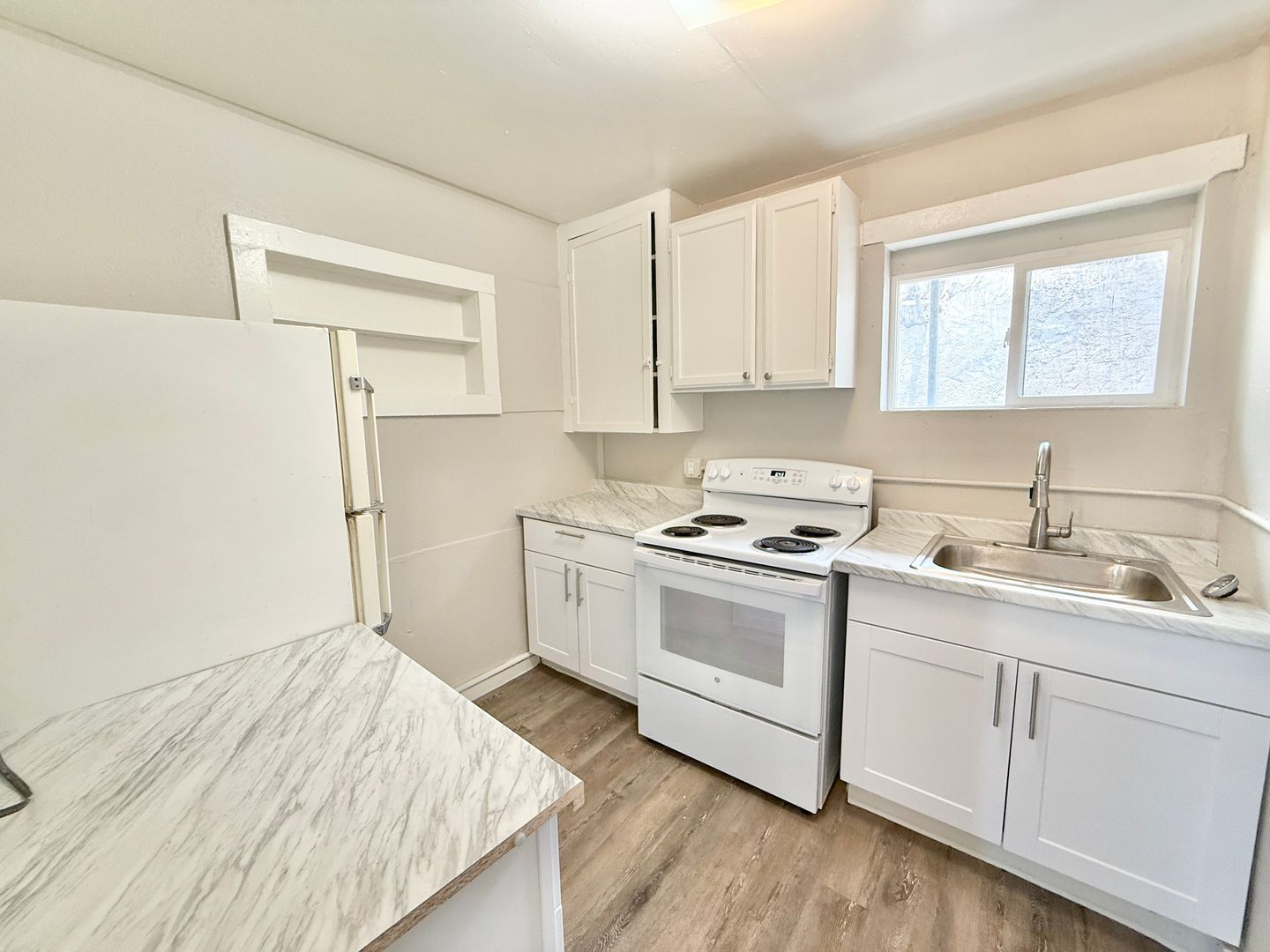 Pueblo Condo: 400 Santa Fe Dr.