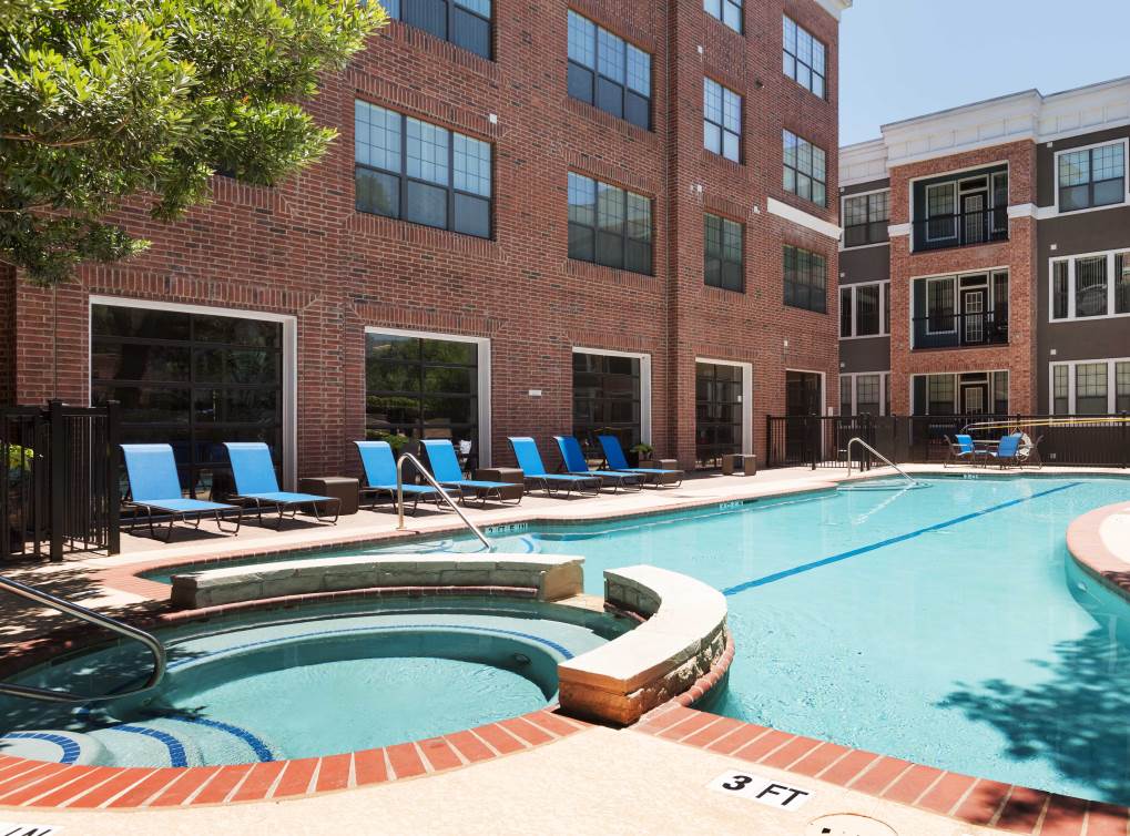 Austin Condo: 1005 San Marcos St