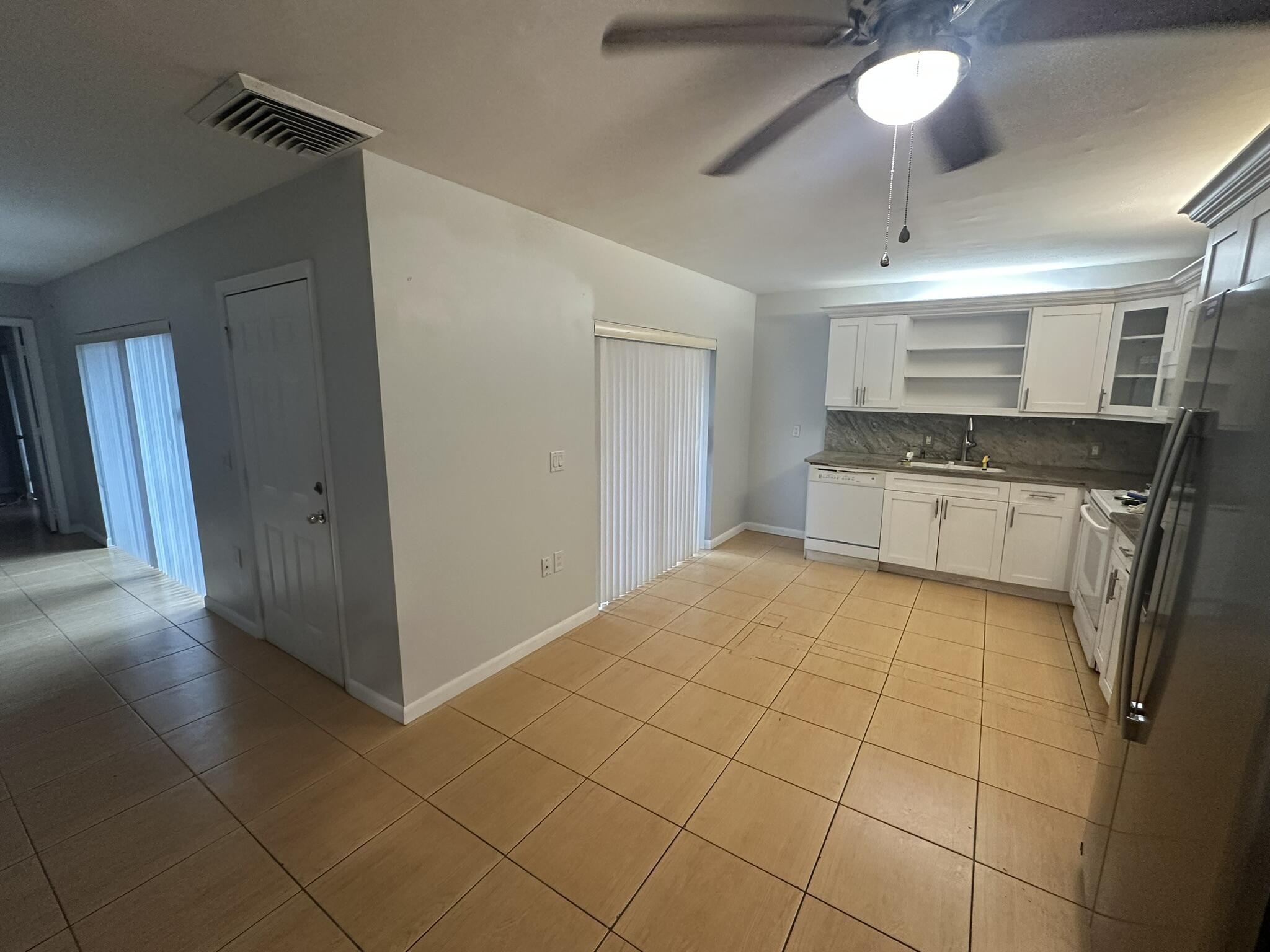 Palm Beach Gardens Condo: 417 4th Lane