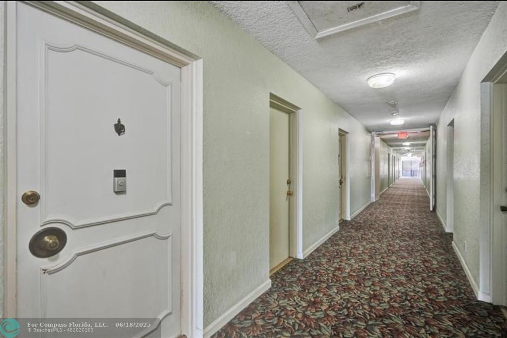 Fort Lauderdale Condo: 6750 Northeast 21st Road