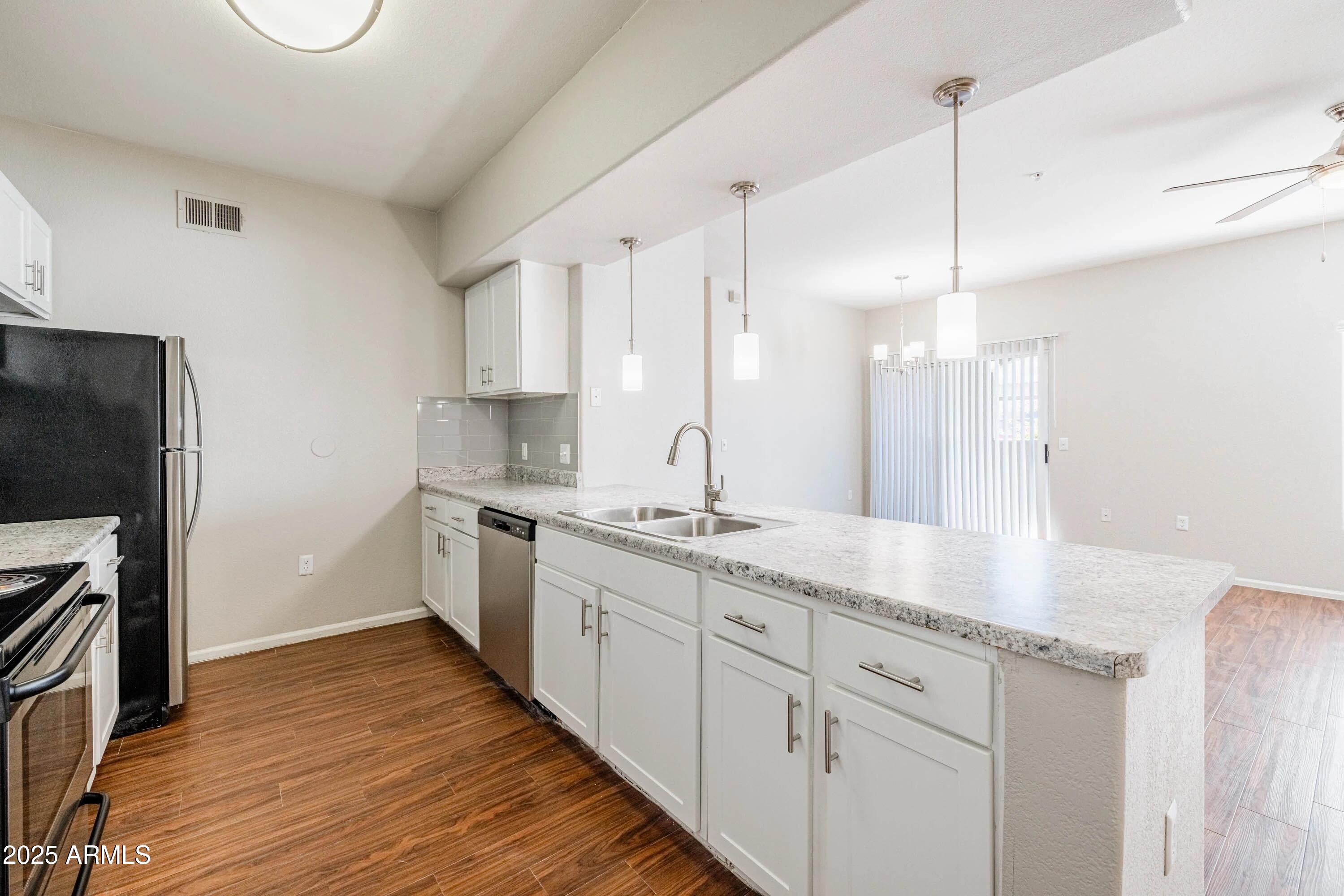 Peoria Condo: 17374 North 89th Avenue