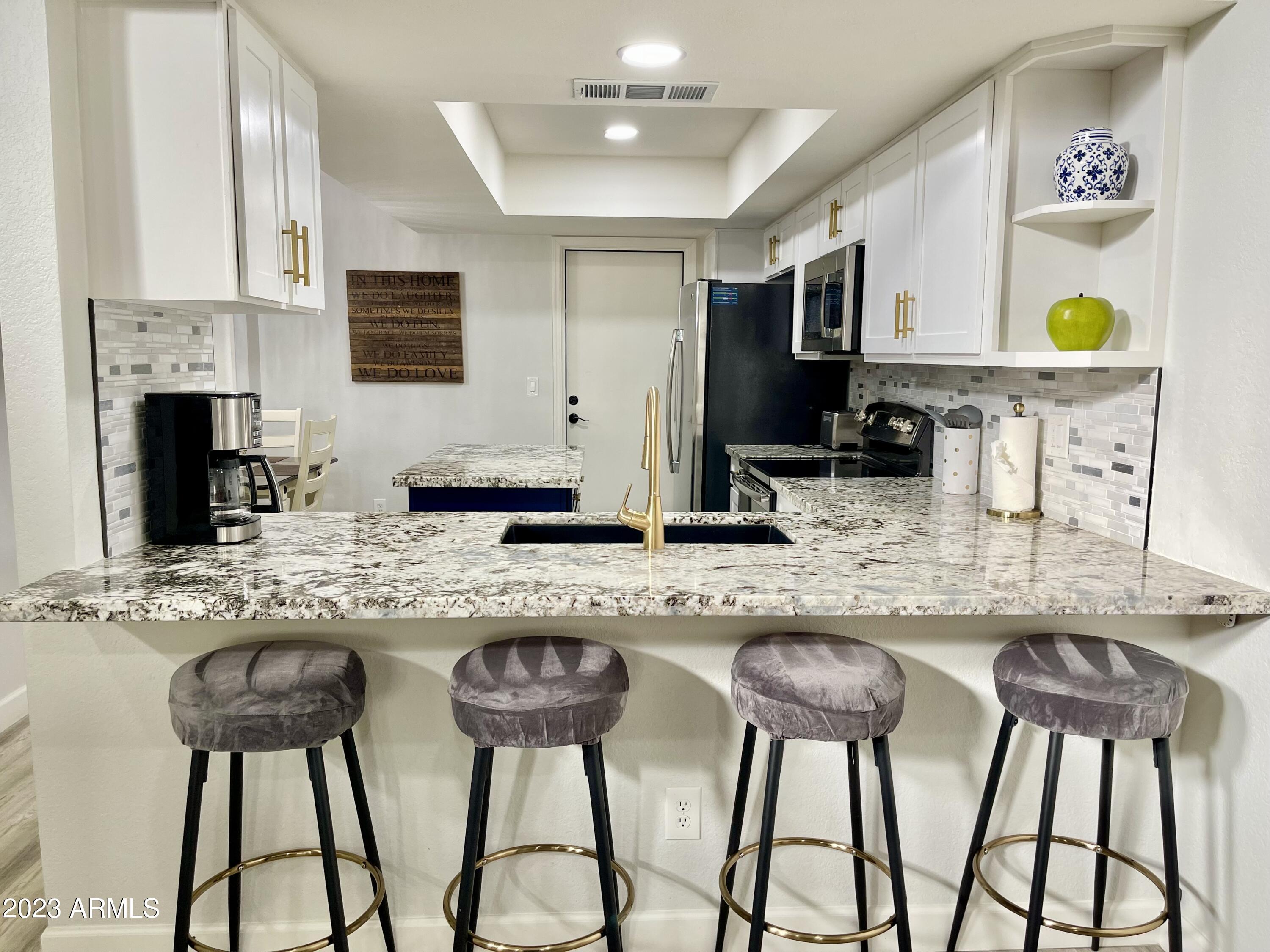 Scottsdale Condo: 9040 East Winchcomb Drive