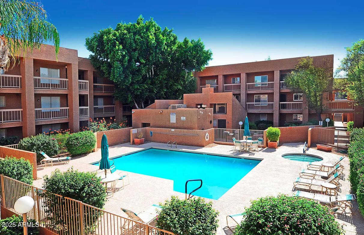 Scottsdale Condo: 7494 East Earll Drive