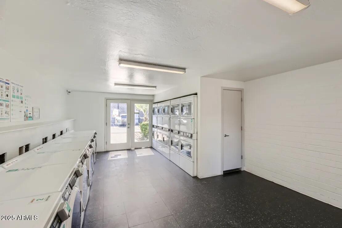 Phoenix Condo: 1645 East Thomas Road