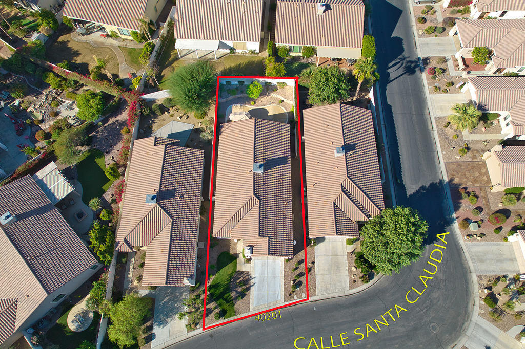 Indio Condo: 40201 Calle Santa Claudia