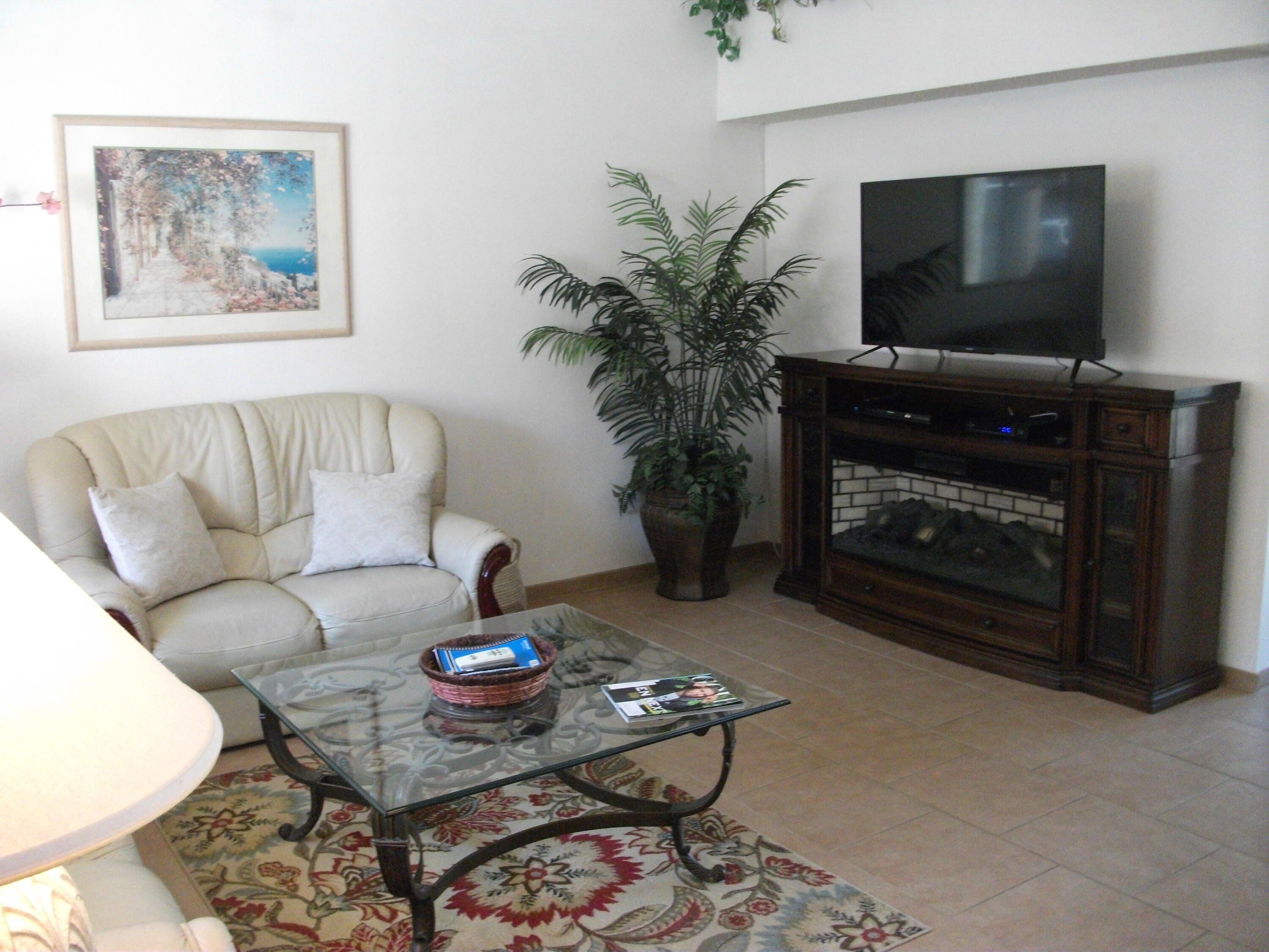 Indio Condo: 49225 Eisenhower Drive