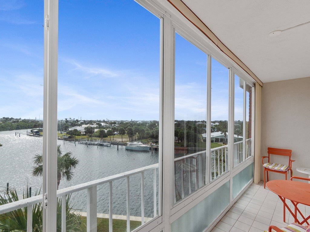 Vero Beach Condo: 4601 Jimmy Buffett Mem Highway