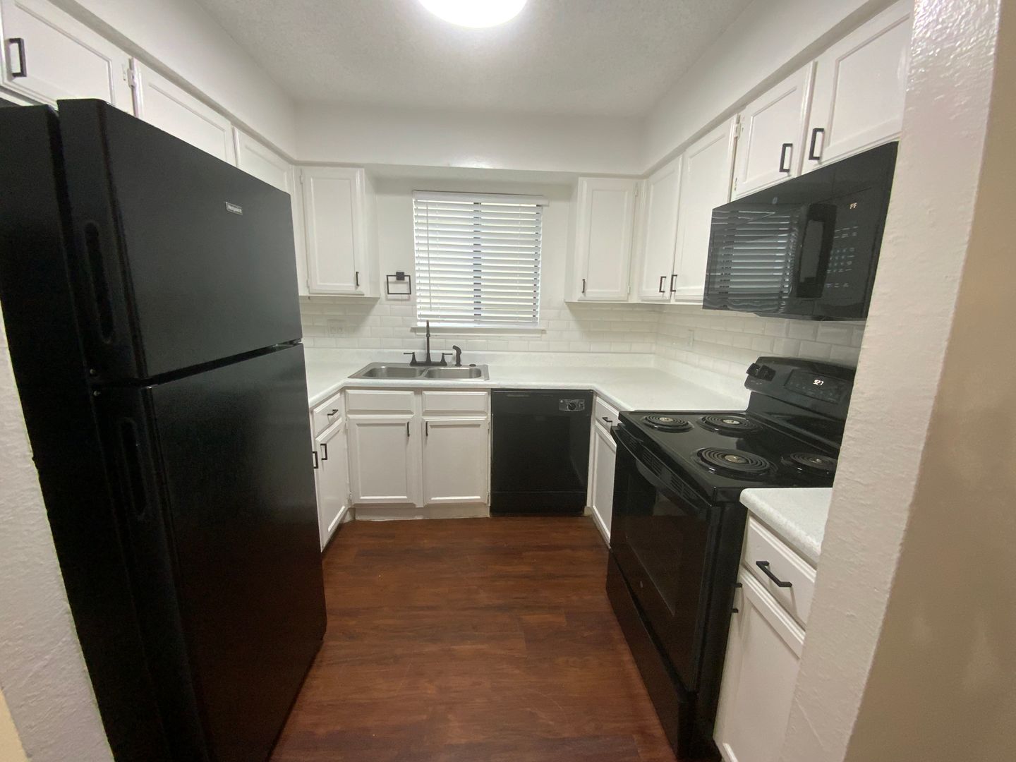 Austin Townhome: 9611 Woodvale