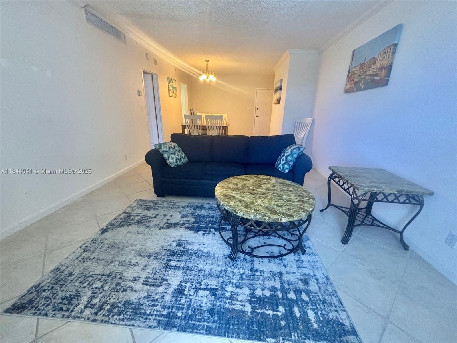 Hollywood Condo: 2501 South Ocean Drive