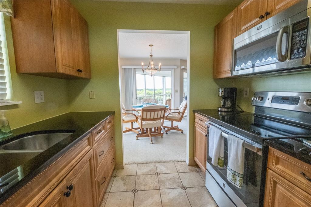 Bradenton Condo: 831 Audubon Drive