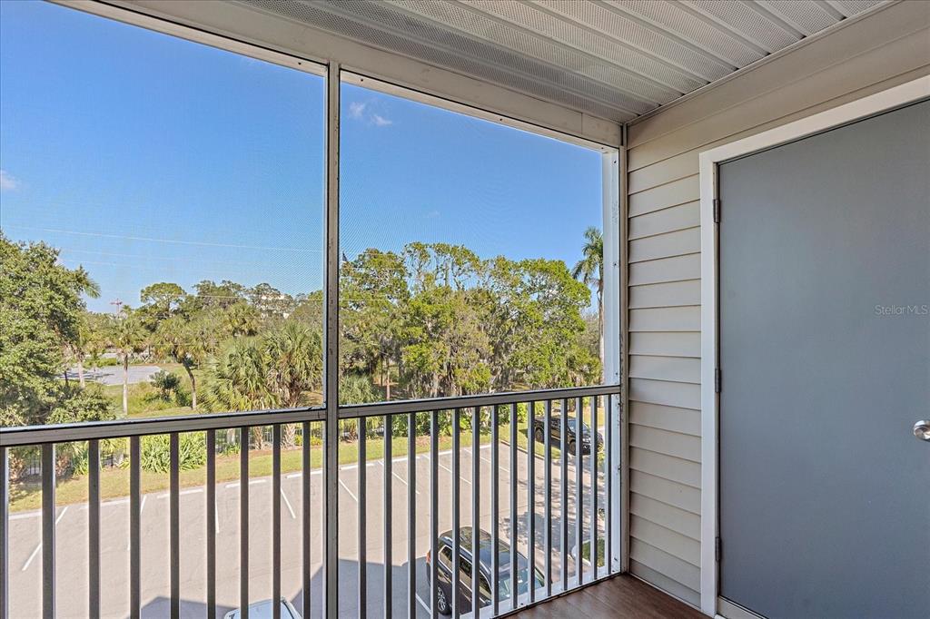 Sarasota Condo: 850 South Tamiami Trail