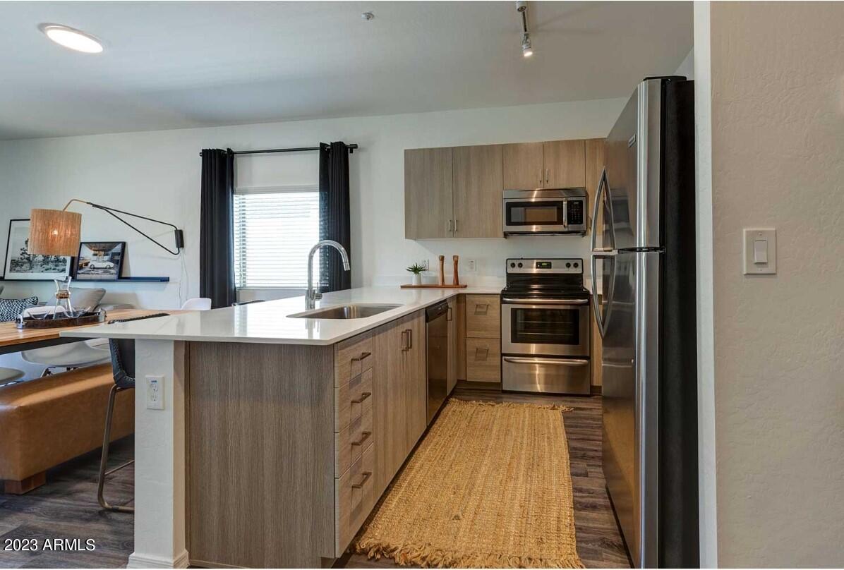 Phoenix Condo: 35035 North North Valley Parkway