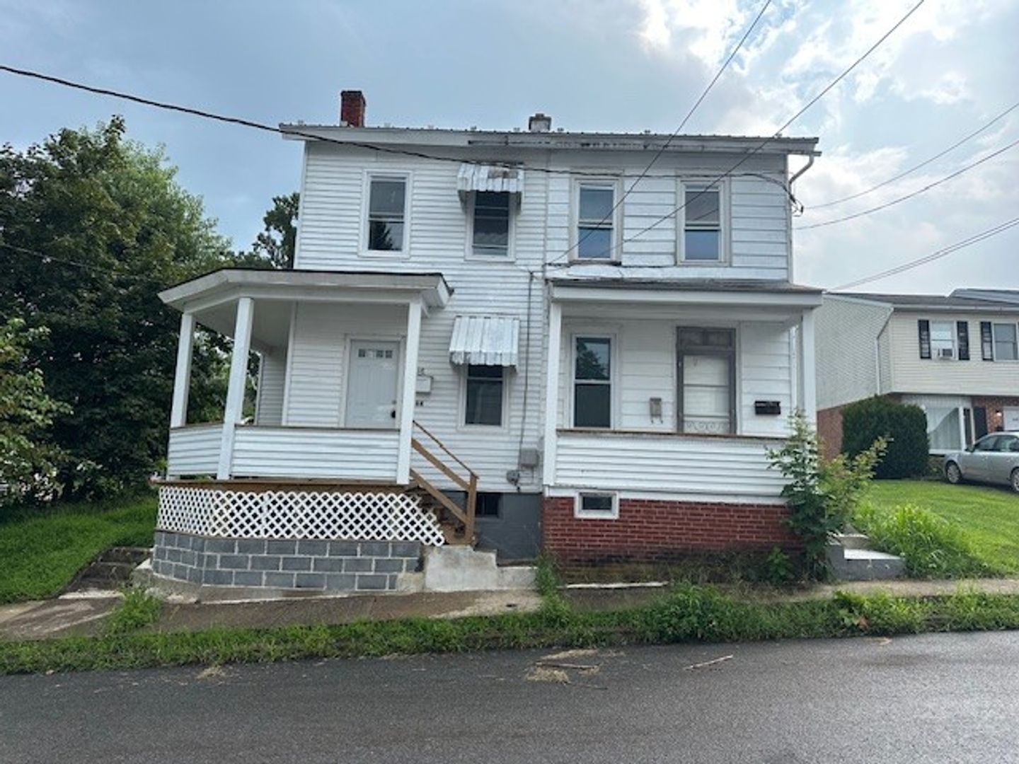 Millersburg Condo: 564 Race St