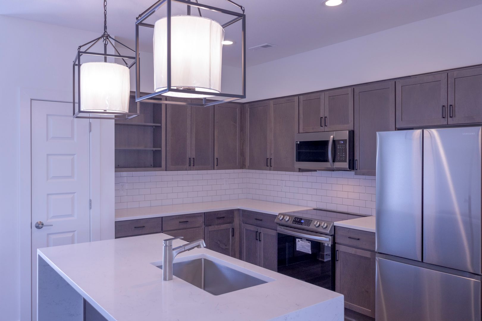 Spring Hill House: 19979 Cornice St